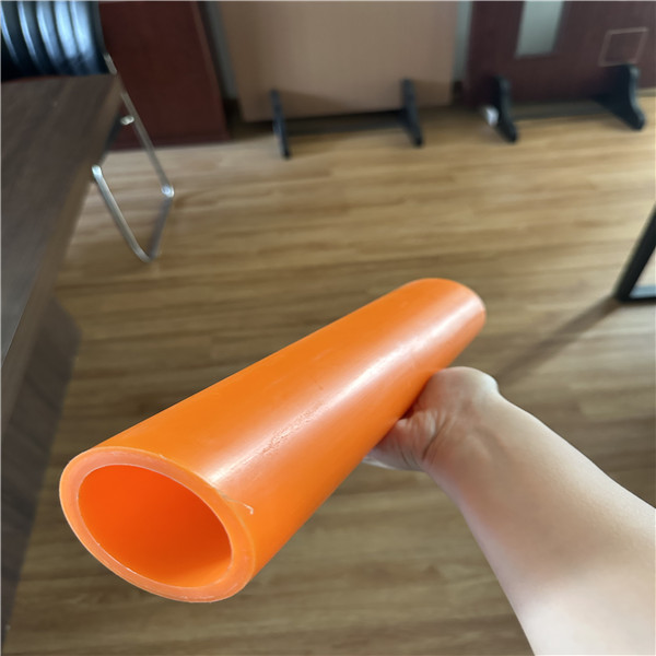 Plastikozko hodi gailua erabiltzea